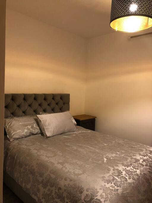 The Villas, Newly Refurbished Modern Home - Free Parking, Prime, Netflix باكنغهام المظهر الخارجي الصورة